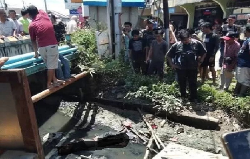 Warga dihebohkan penemuan mayat di Pemangkat.