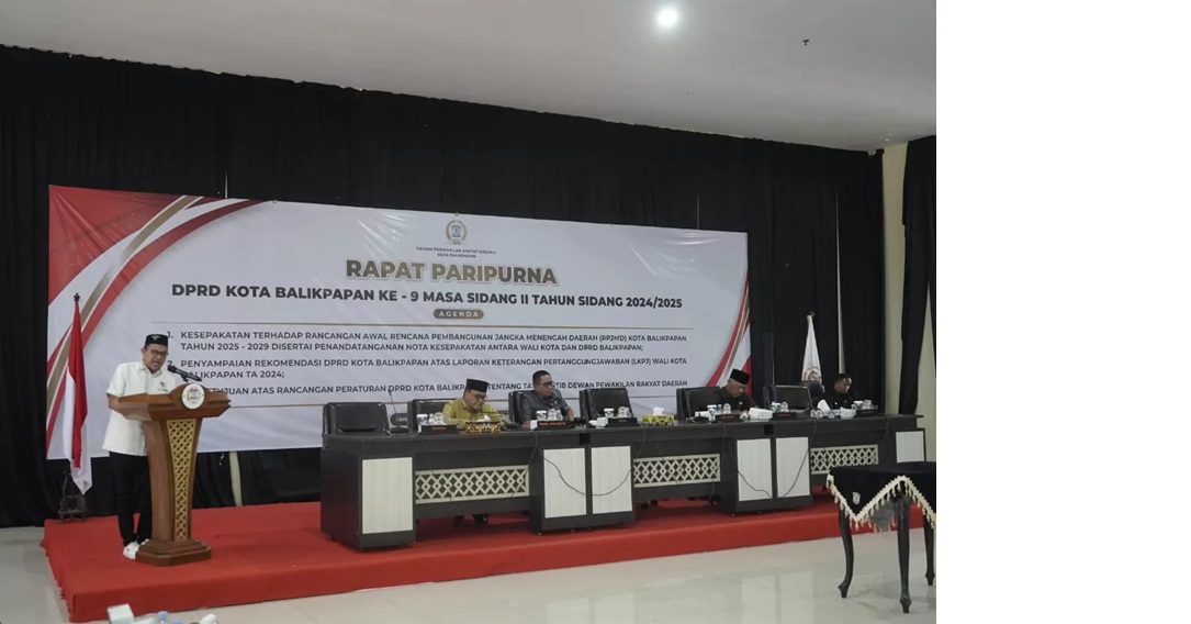 Juru bicara Fraksi Gabungan PKB, Hanura, dan Demokrat Taufik Qul Rahman mengkritik kinerja Pemkot Balikpapan ditahun 2024.(Ato for Balikpapan Pos)