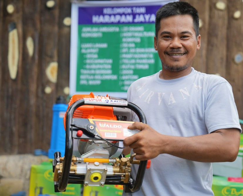 Bantuan dari PKT untuk petani di Kutim.