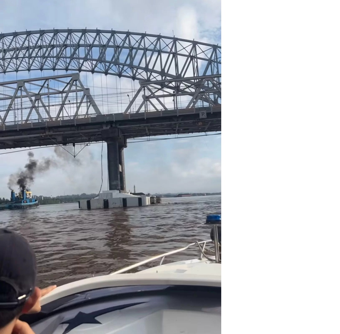 Jembatan Mahakam I saat peninjauan.