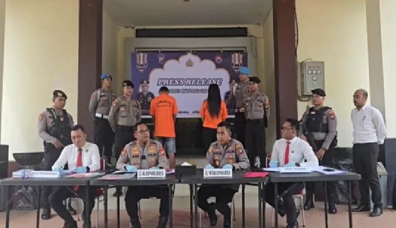 Polres Kayong Utara menggelar konferensi pers terkait kasus kekerasan terhadap anak di Kabupaten Kayong Utara, Jumat (2/5/2025). (ISTIMEWA)