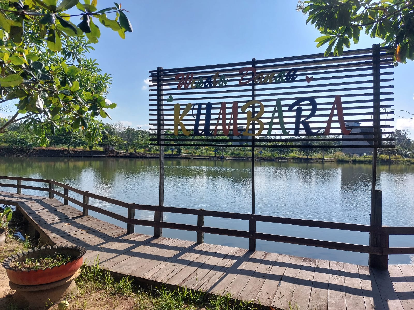 Danau Kumbara, Desa Kota Bangun III (Elmo/Prokal.co)