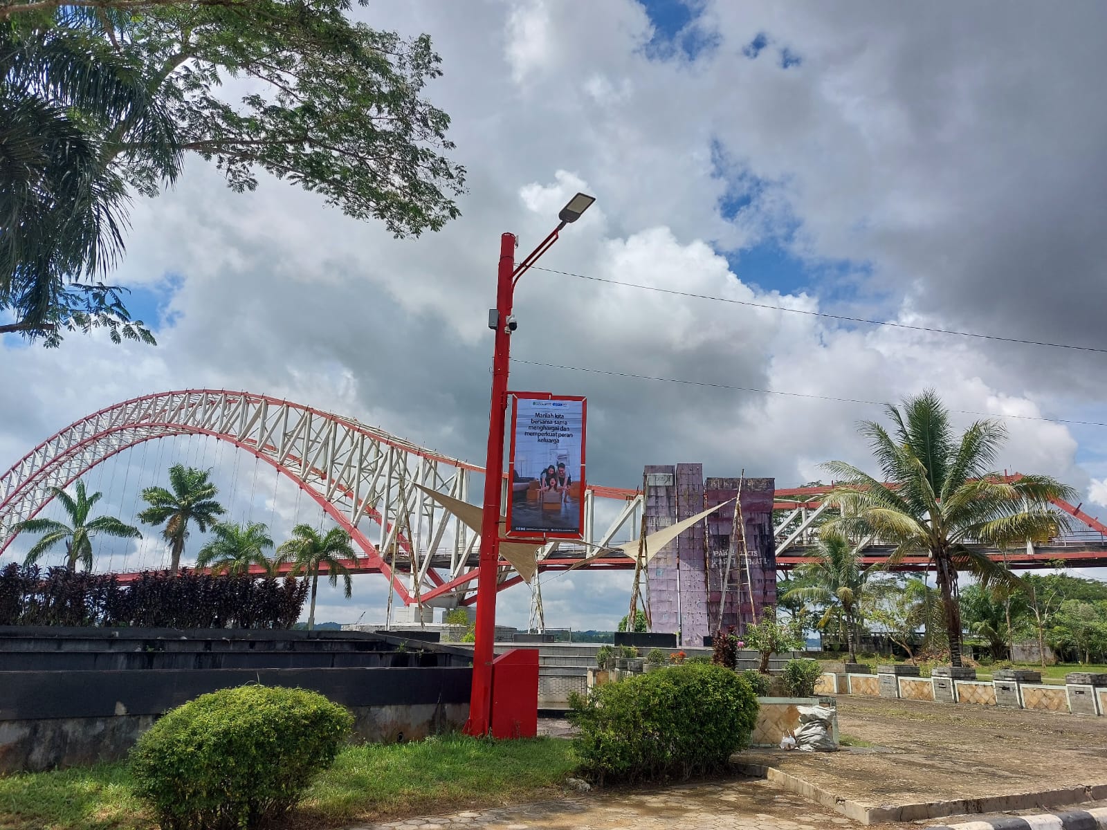 Smart Pole Diskominfo Kukar yang dipasang di beberapa titik Tenggarong (Elmo/Prokal.co)