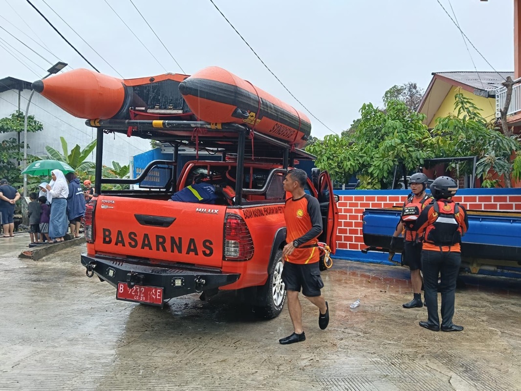 SAR saat melakukan pencarian.