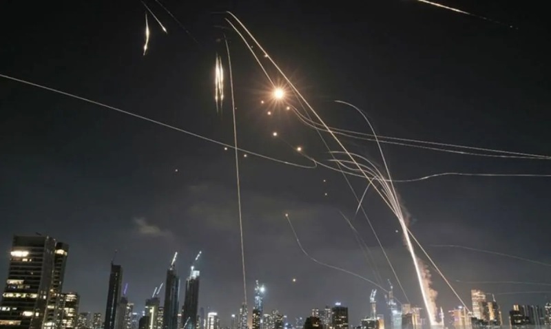 Serangan Iran ke Israel.