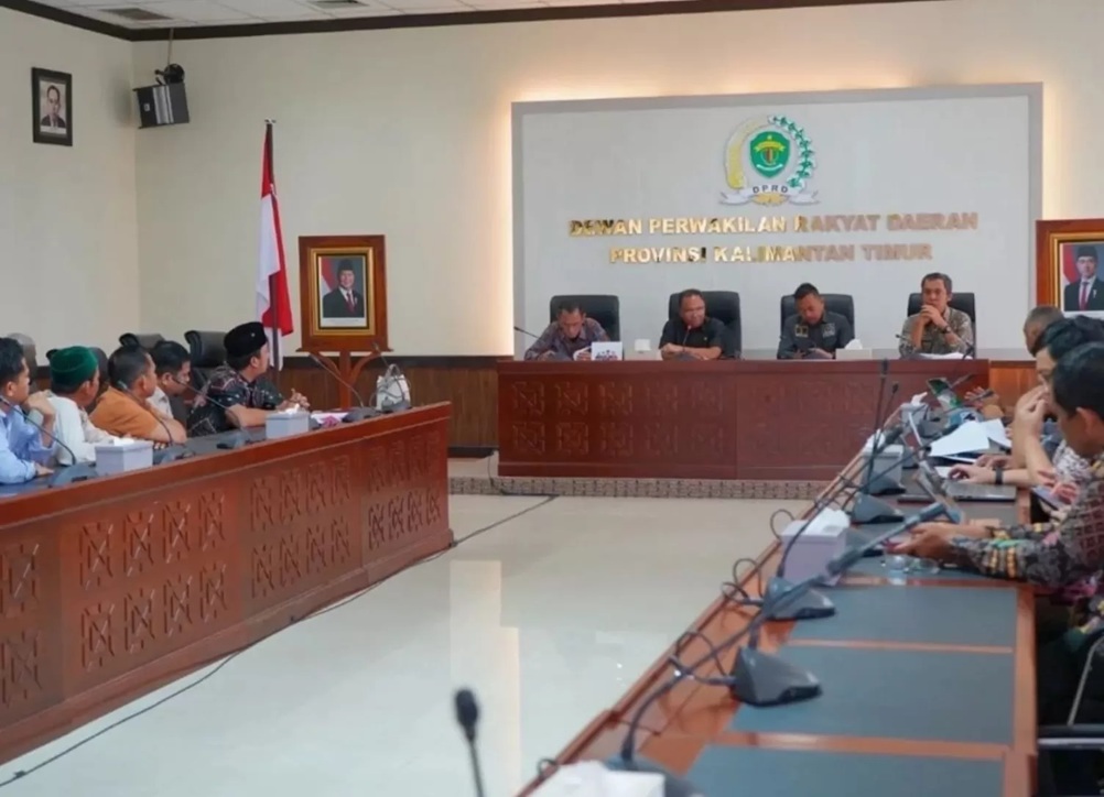 Warga Samarinda menuntut keadilan atas lahan terdampak pembangunan. DPRD Kaltim siap mengawal ke pusat.