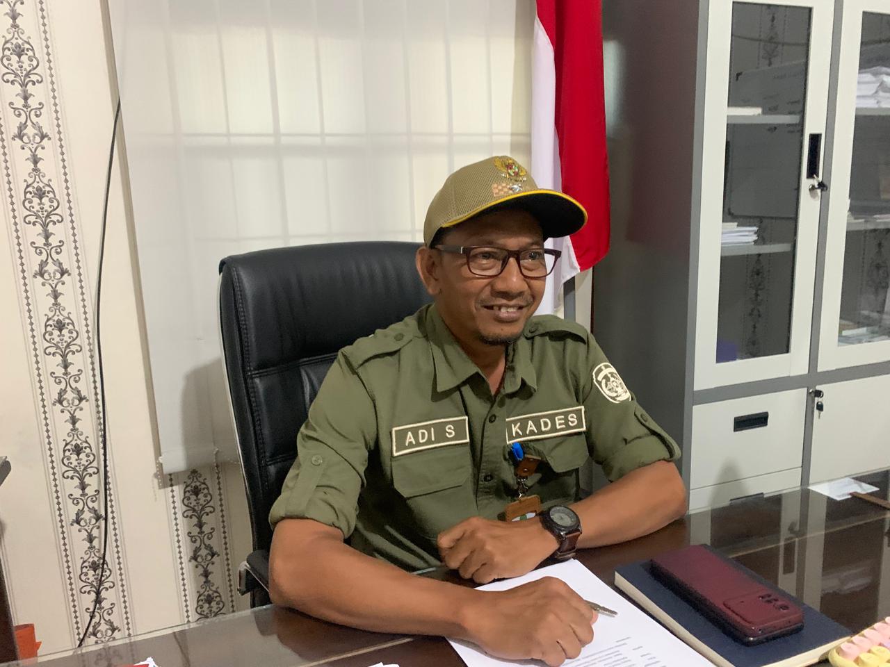 Kepala Desa Purwajaya, Adi Sucipto (Elmo/Prokal.co)