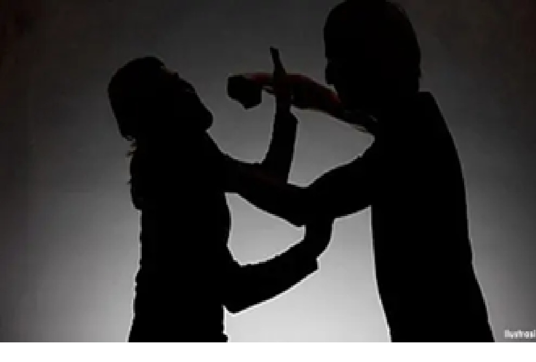 Ilustrasi siswi berkelahi.