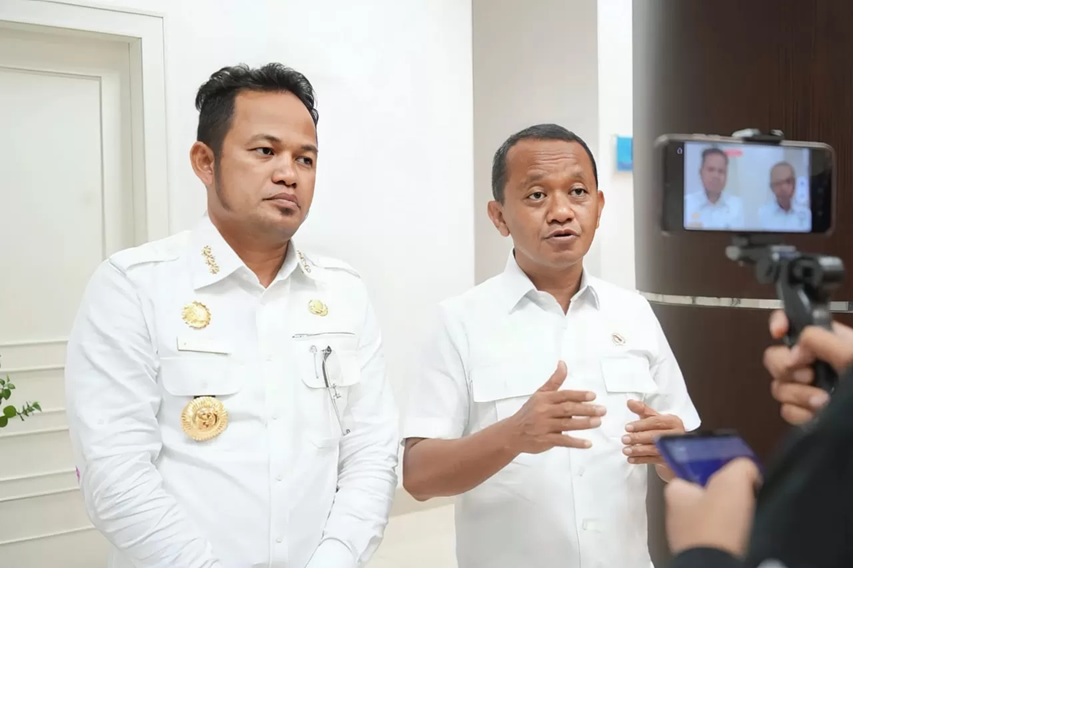 Gubernur Rudy Mas'ud dan Menteri ESDM Bahlil Lahadalia siap perjuangkan PI untuk Kaltim dari Eni untuk Blok Jangkrik dan Merakes. (FATHUR/ADPIMPROV KALTIM)  