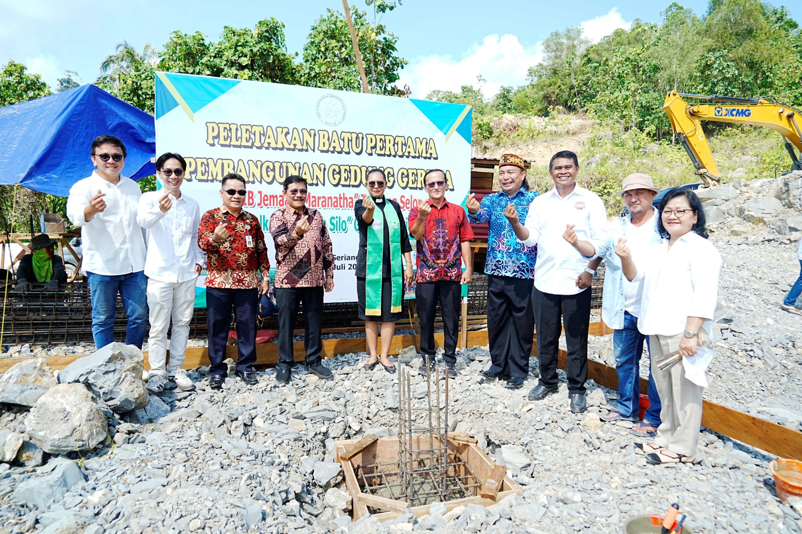 Wagub Kaltara, Ingkong Ala, SE., M.Si menghadiri "Peletakan Batu Pertama Pembangunan Gedung Gereja, GPIB Jemaat Maranatha Tanjung Selor" Pos Pelkes