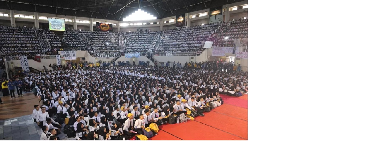 Kegiatan PKKMB Unmul 2025 mendapat kritik keras adanya kehadiran militer dan pejabat yang dinilai mencoreng tradisi pengenalan terhadap kampus tersebut. (HUMAS UNMUL)