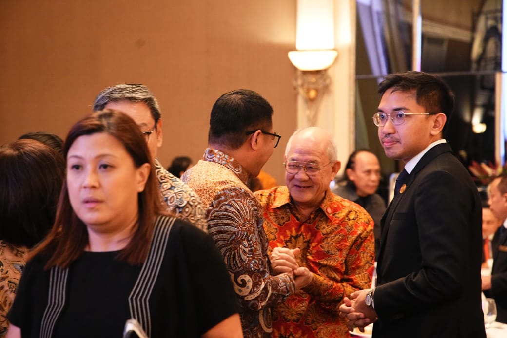 Andi Harun bersama Dato Dr. Low Tuck Kwong selaku Owner PT Bayan Resources Tbk.