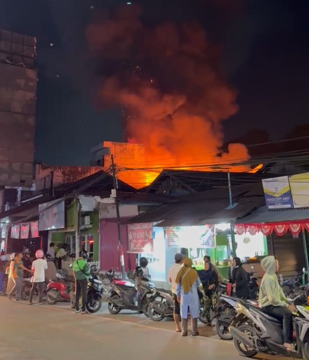 Kebakaran di Jalan Juanda Samarinda.