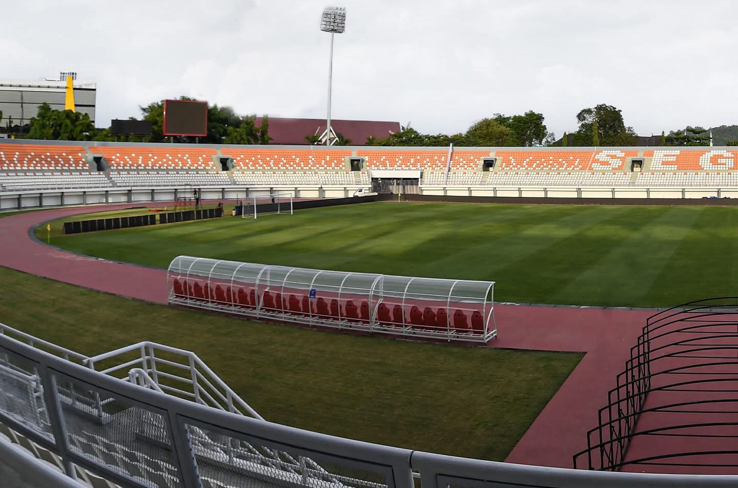 Stadion Segiri.