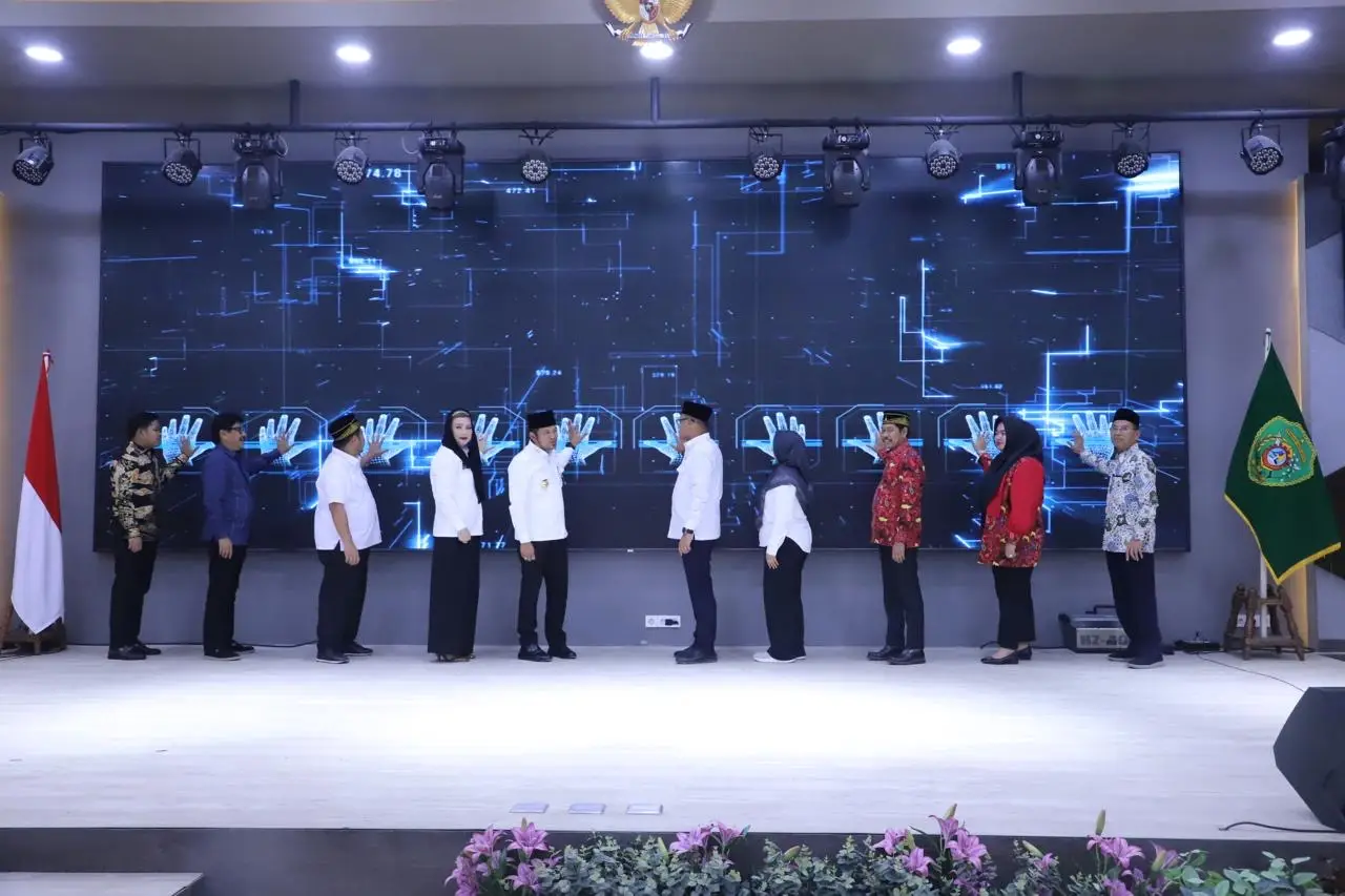 Gubernur Kalimantan Timur, H. Rudy Mas&rsquo;ud (Harum) melaunching logo dan tagline city branding Kabupaten Penajam Paser Utara "Gerbang Nusantara"