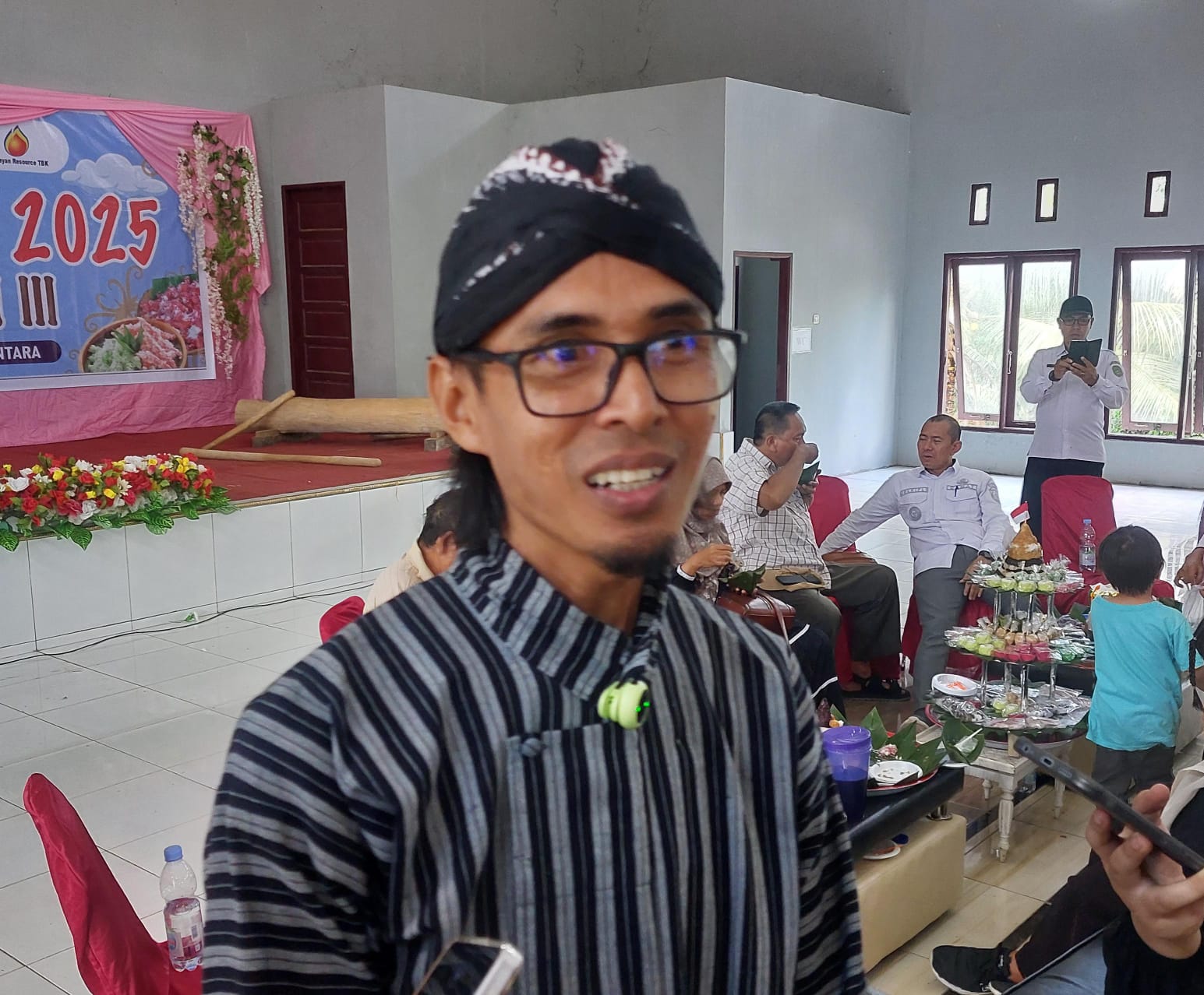 Kepala Desa Kota Bangun III, Lilik Hendrawanto (Elmo/Prokal.co)