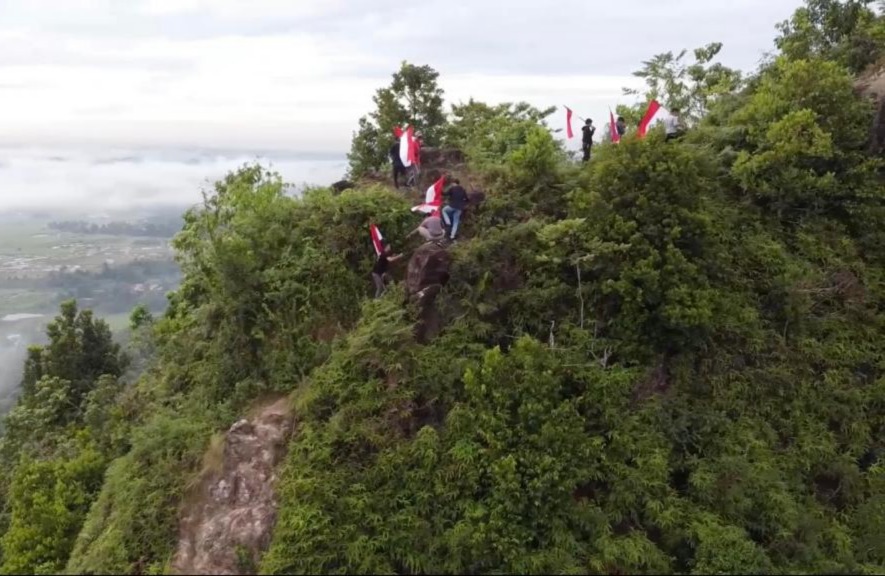 Wisata Puncak Bukit Biru, Desa Sumber Sari (Istimewa)