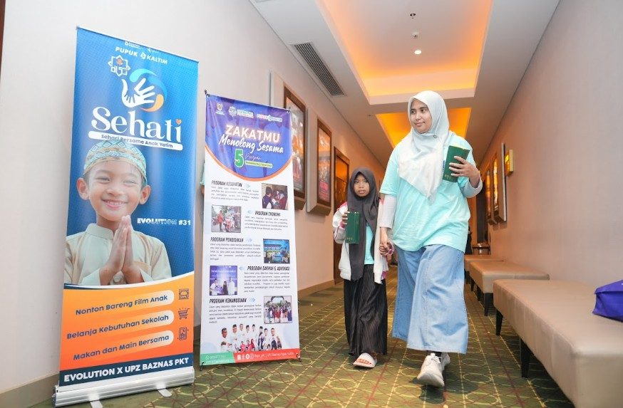 Setiap karyawan diberi kesempatan mendampingi satu anak secara penuh, membimbing, menemani, hingga merasakan pengalaman layaknya keluarga.