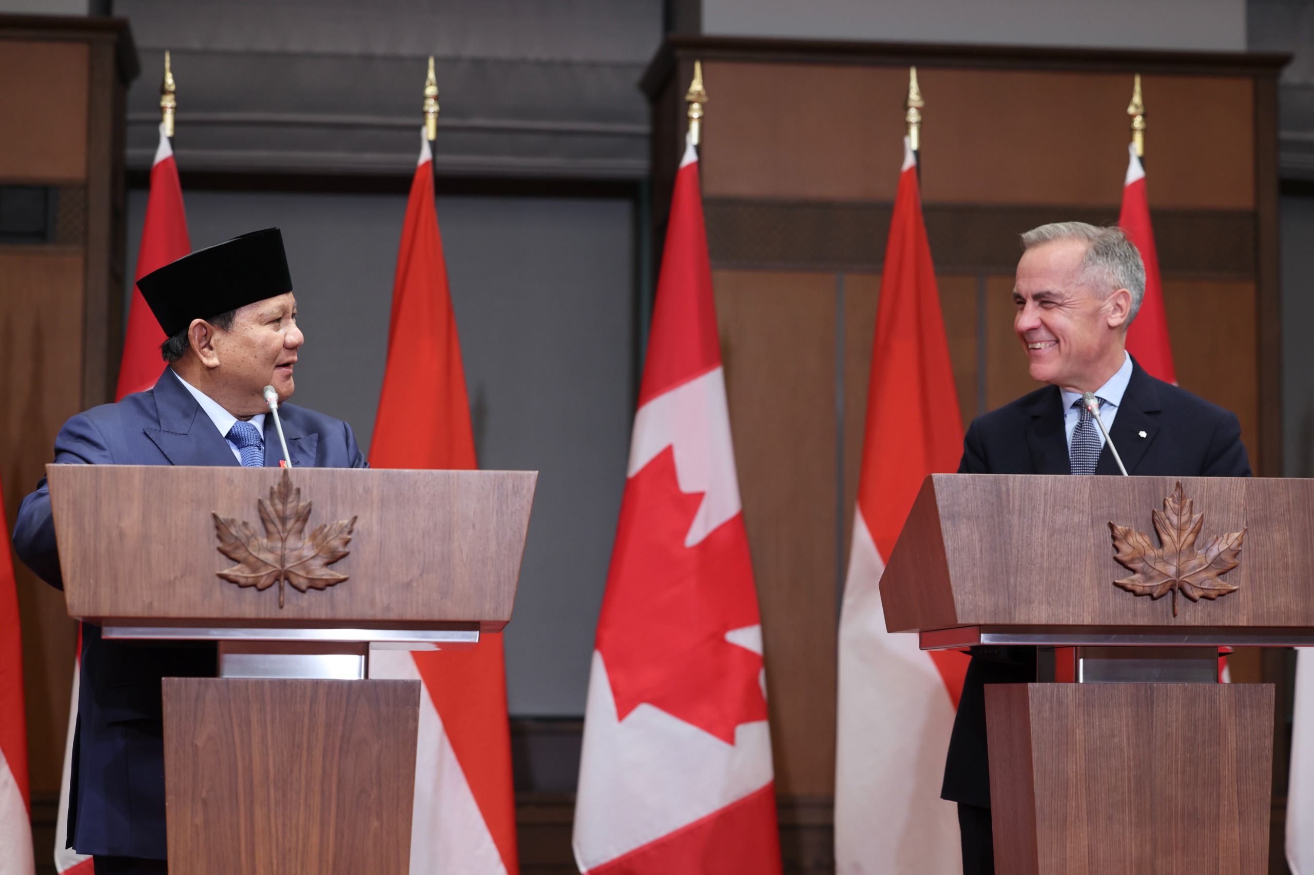 Prabowo Subianto bersama Perdana Menteri Kanada Mark Carney.