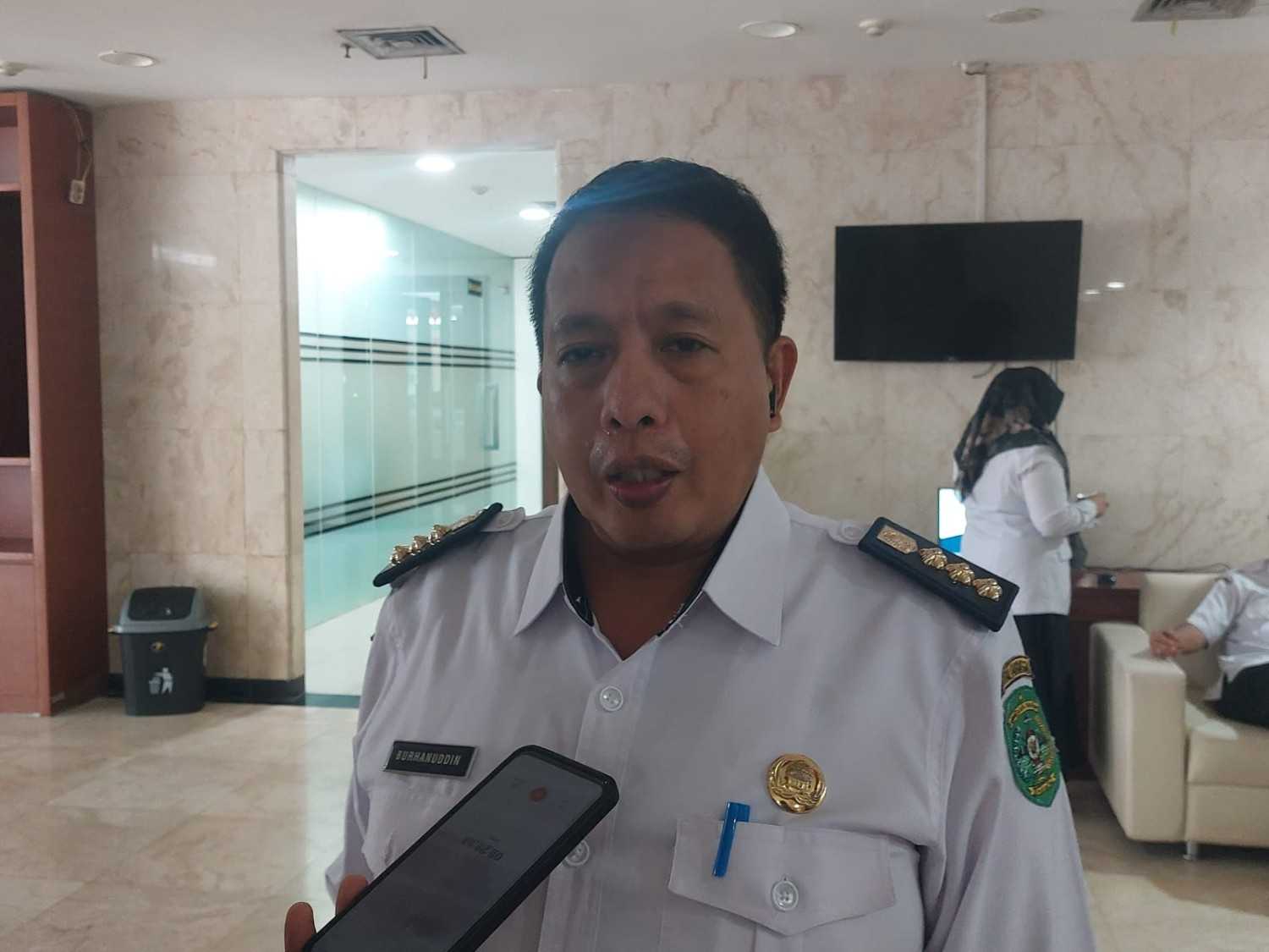 Camat Samboja Barat, Burhanuddin (Elmo/Prokal.co)