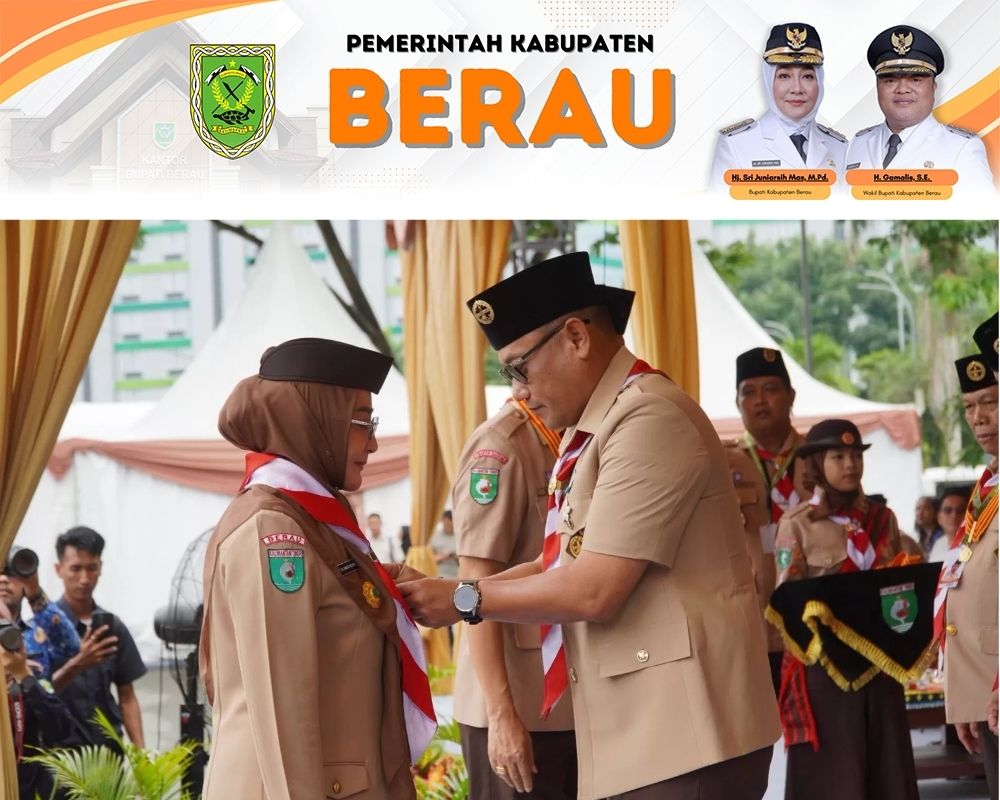 TERIMA LENCANA: Bupati Berau, Sri Juniarsih Mas, menerima Lencana Pancawarsa II pada Peringatan Hari Pramuka Ke-65.