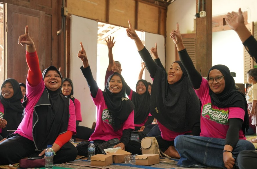 Program dengan tajuk Berbagi Pengetahuan untuk Babadan Makmur, Terampil dan Mutakhir (BERTABUR ILMU) ini, menghadirkan transfer knowledge bagi para petani dan pelaku usaha binaan program PKT BISA.