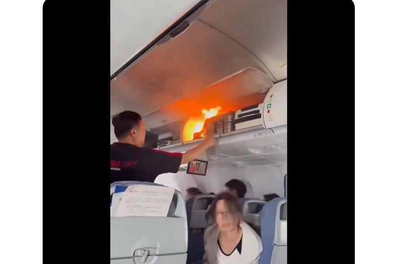 Insiden terbakarnya baterai lithium milik penumpang di Air China.