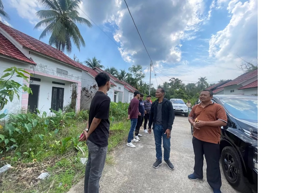 Tukirin Suryo Adinagoro, pengembang perumahan yang tergabung dalam Asosiasi Pengusaha Perumahan Indonesia (APPERINDO).