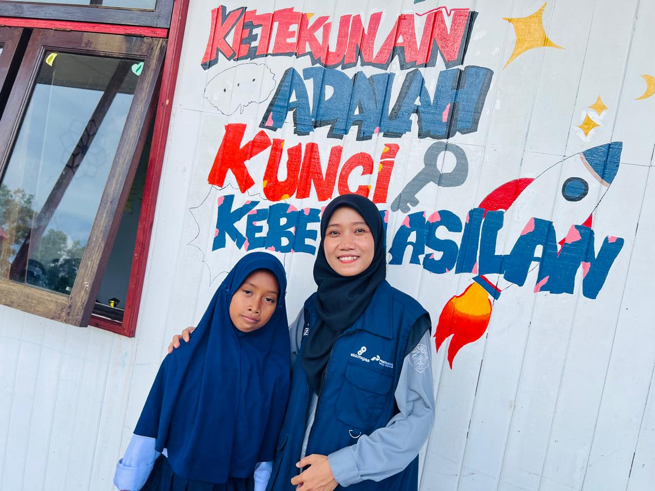 Ainun (kiri) dan Faza.