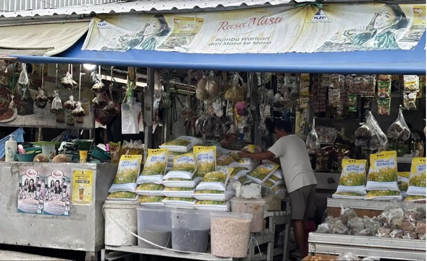 Ilustrasi pedagang beras.