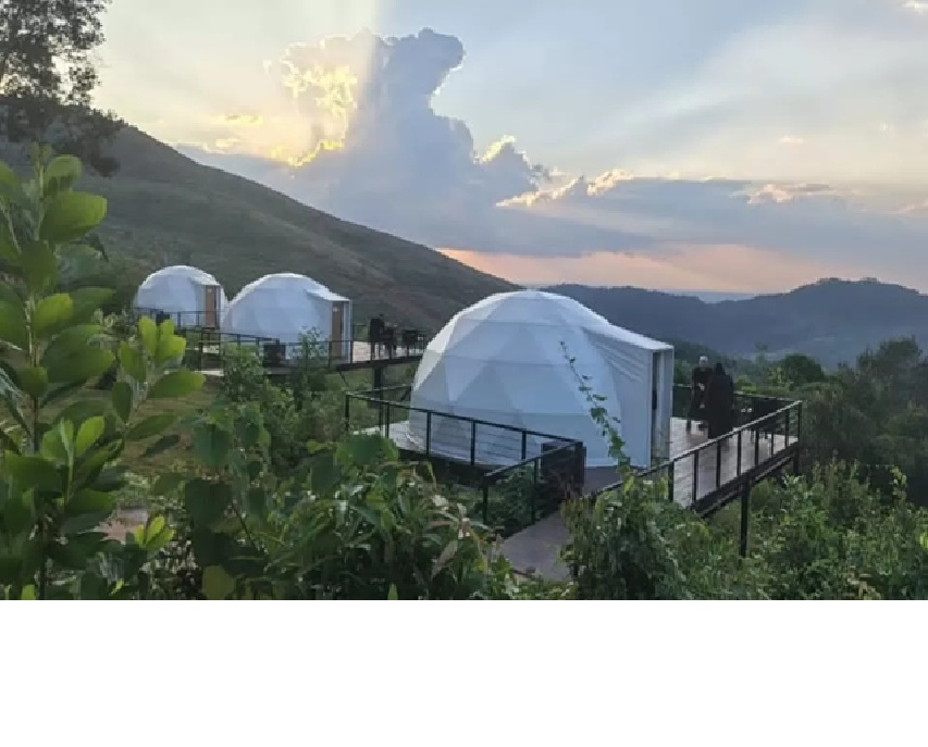 GLAMPING:Kalsel mengandalkan Geopark Meratus dan wisata religi untuk menarik minat wisatawan. (Foto:Dinas Pariwisata Kalsel )