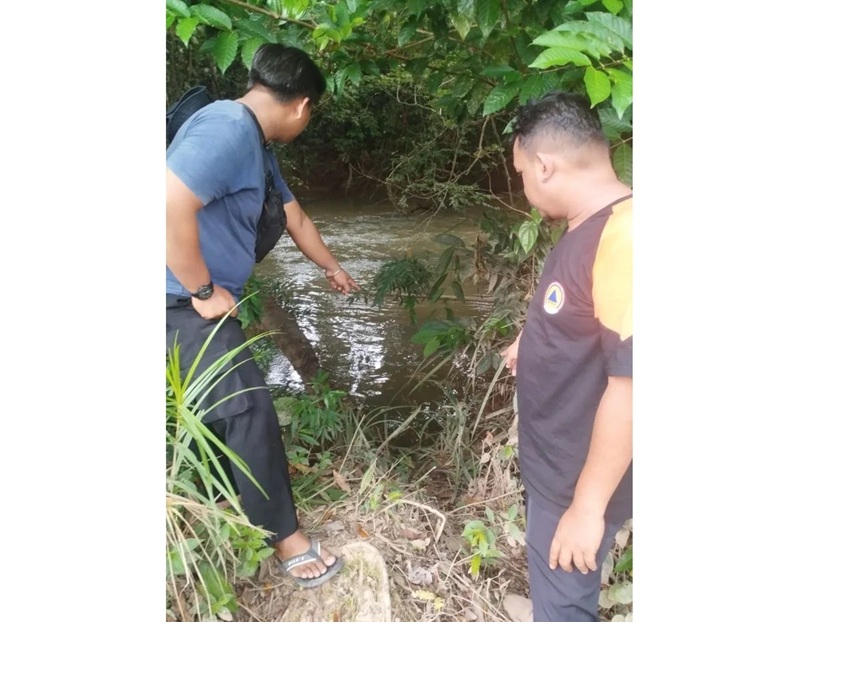 Petugas mendatangi lokasi korban dilaporkan hilang di hutan. FOTO: BPBD LAMANDAU/RADAR SAMPIT