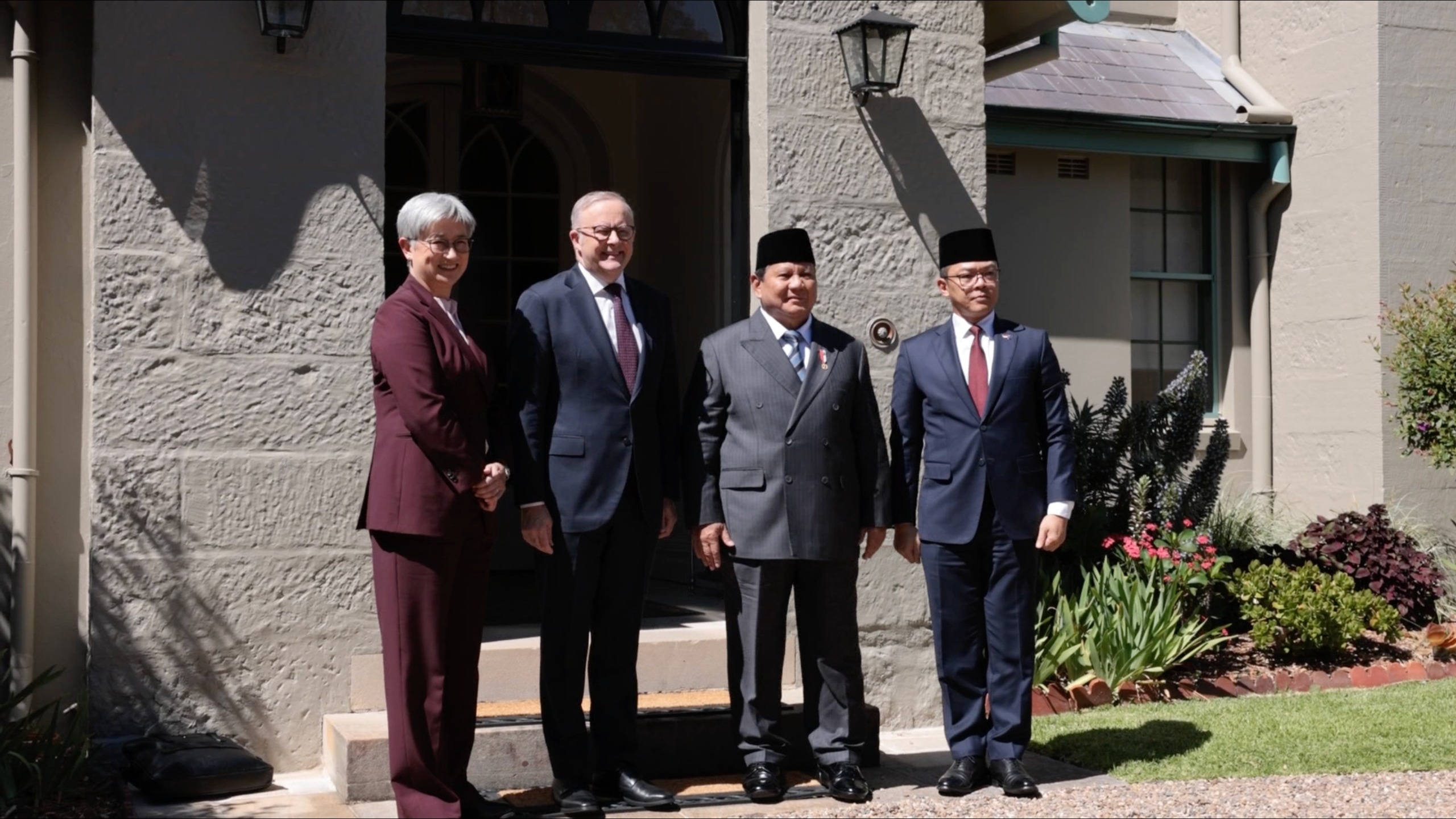 Prabowo dan Albanese