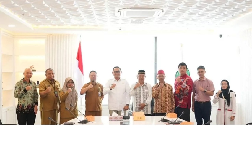 Wagub Kaltim Seno Aji saat menerima audiensi FKUB Kaltim yang berencana akan menggelar Rakor di Penajam Paser Utara dalam waktu dekat.