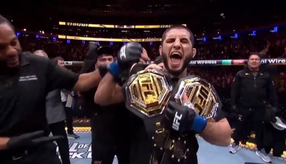 Islam raih doube champ. (X)