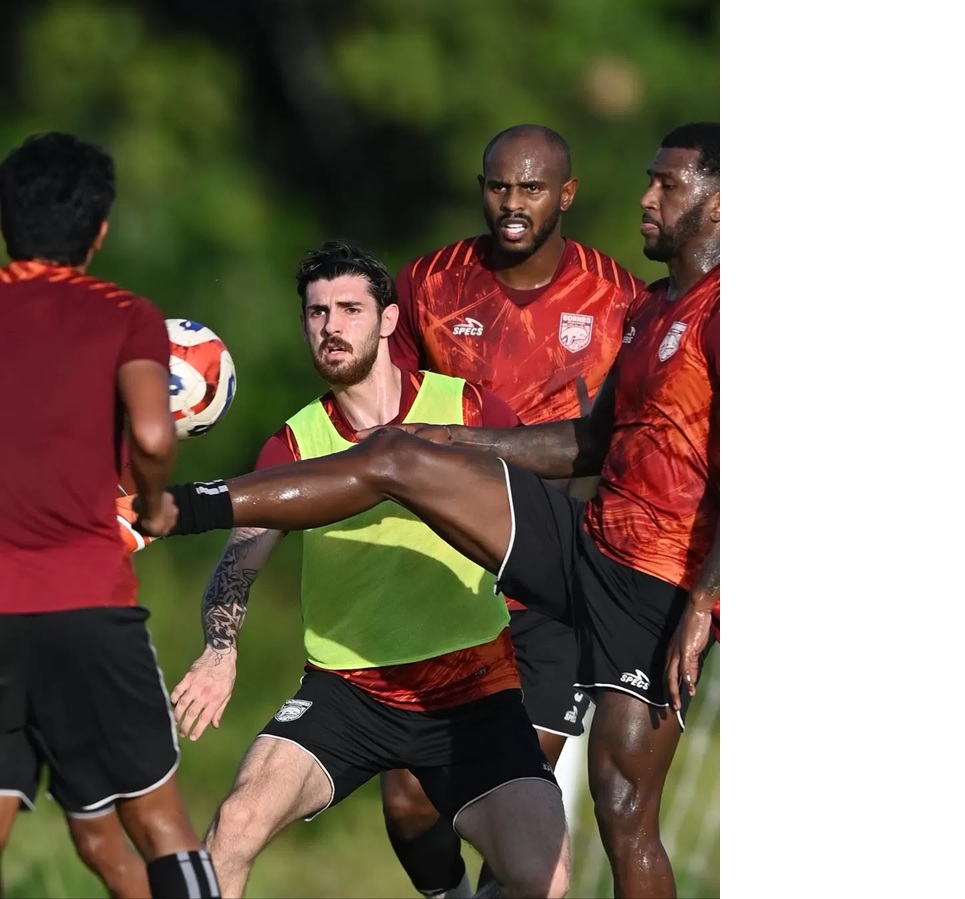 Mantapkan taktik dan strategi, Borneo FC menggelar sesi game dalam latihan, jelang hadapi Madura United.