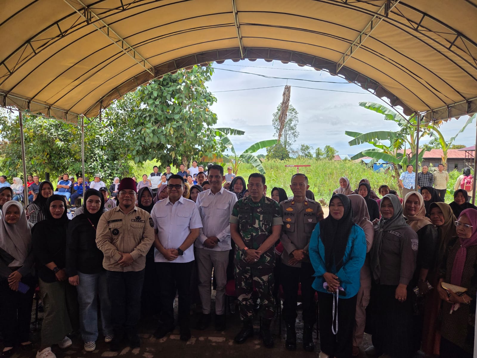 Kunjungan Bupati Kukar Aulia Rahman Basri di Desa Segihan, Kecamatan Sebulu (Elmo/Prokal.co)