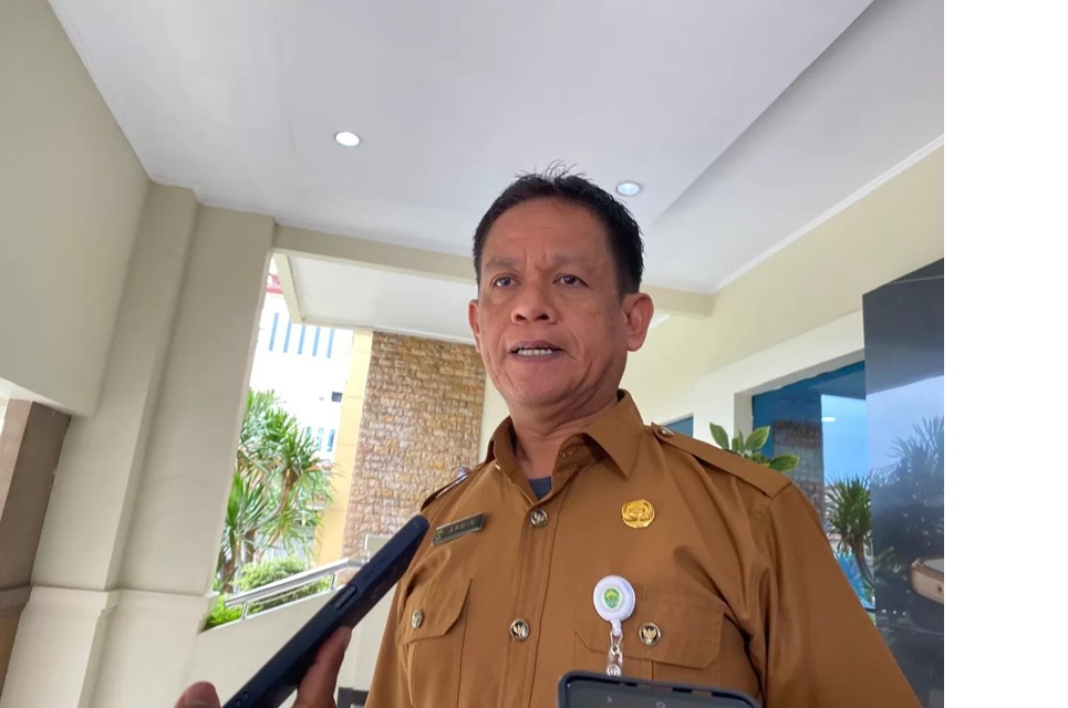 Plt Kepala Disdikbud Kaltim, Armin.