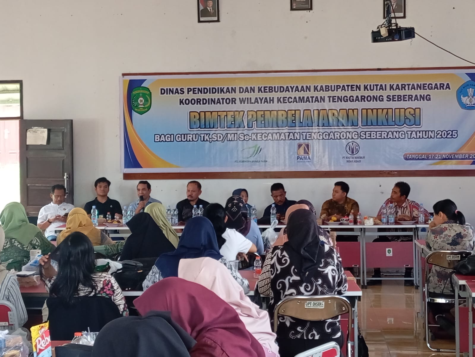 Manajemen PAMA Baya hadir menyampaikan sambutan.