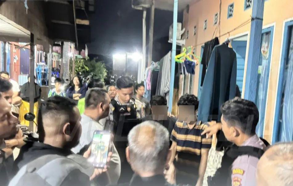 Dua tersangka diamankan.