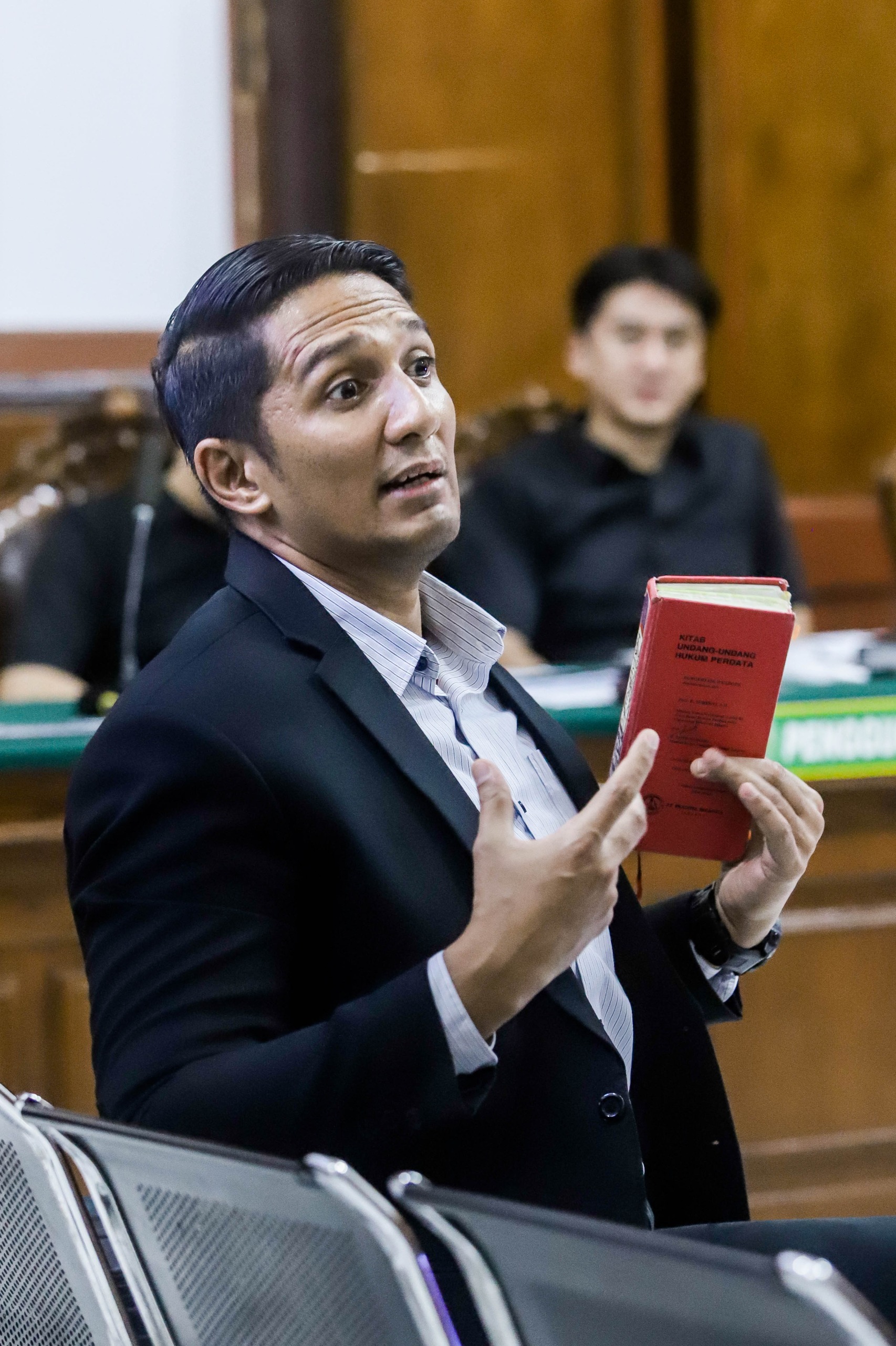 Ahli Perdata Unair Ghansham Anand.