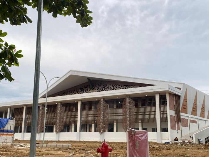 Proses pembangunan Pasar Tangga Arung yang hendak selesai (Elmo/Prokal.co)