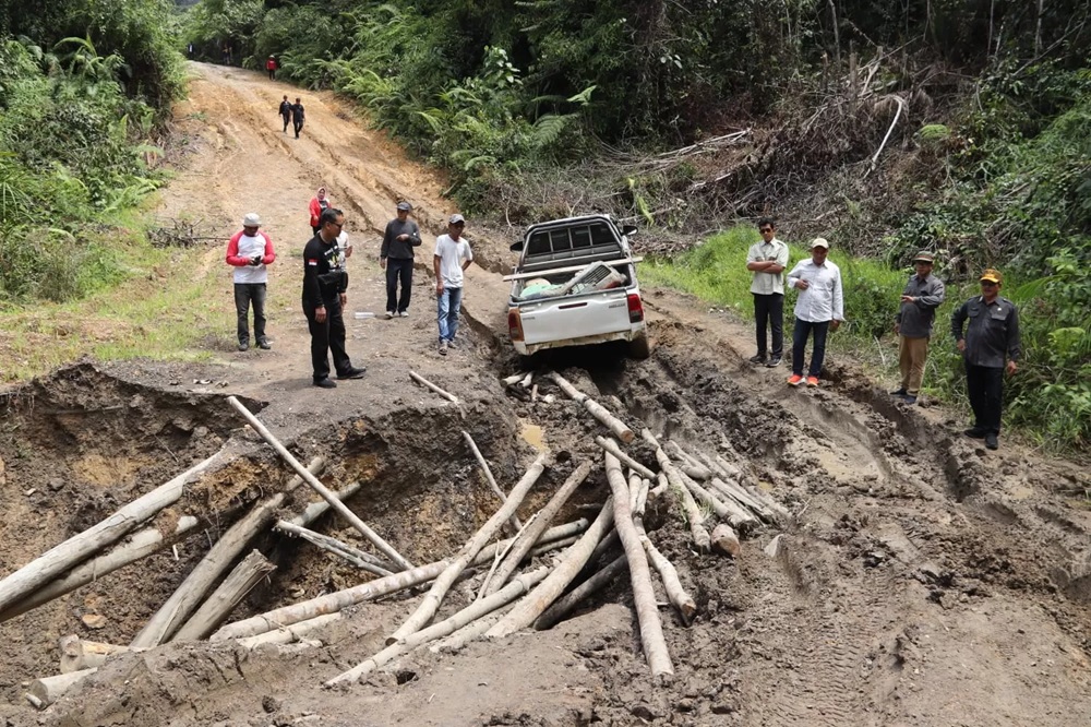 Krayan berada di wilayah pegunungan yang sulit akses, tapi menyimpan potensi ekonomi dan sosial yang besar. (HRK)