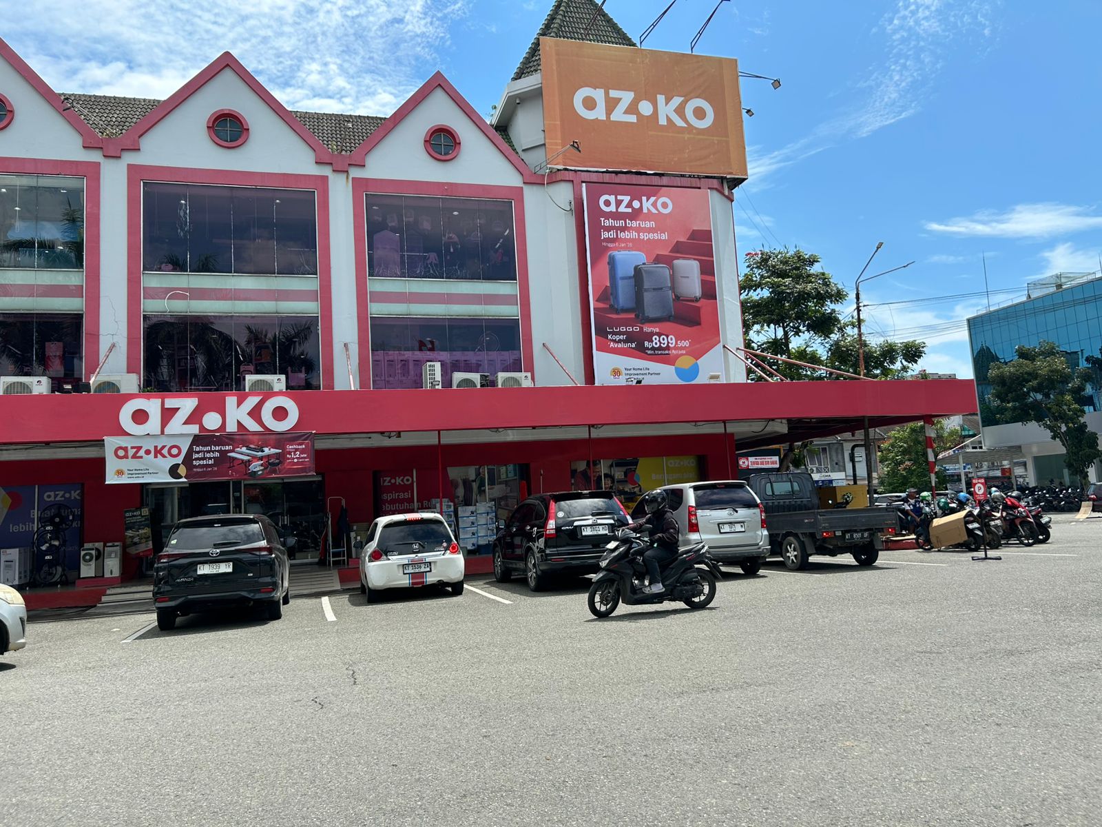 LENGKAP: Gerai AZKO di Jalan Jenderal Sudirman, Kota Balikpapan, Provinsi Kalimantan Timur (Kaltim).