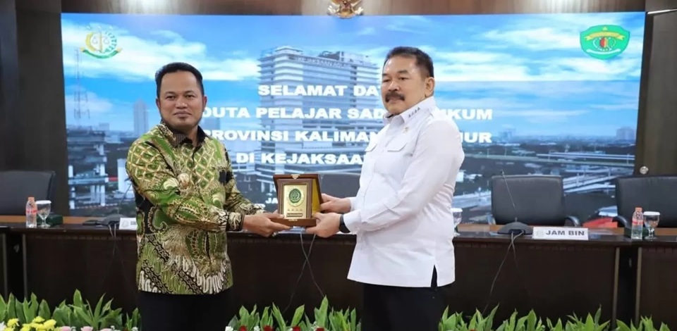 Gubernur dan Jaksa Agung