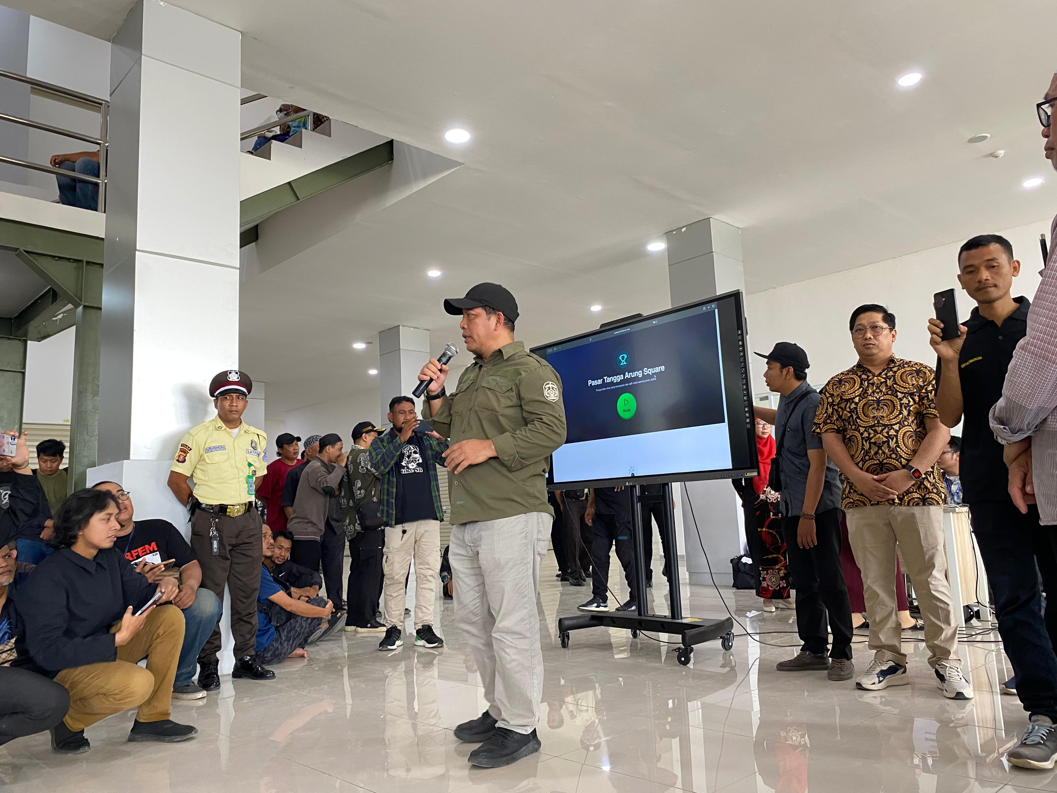 Undian petak pedagang Tangga Arung Square (Elmo/Prokal.co)