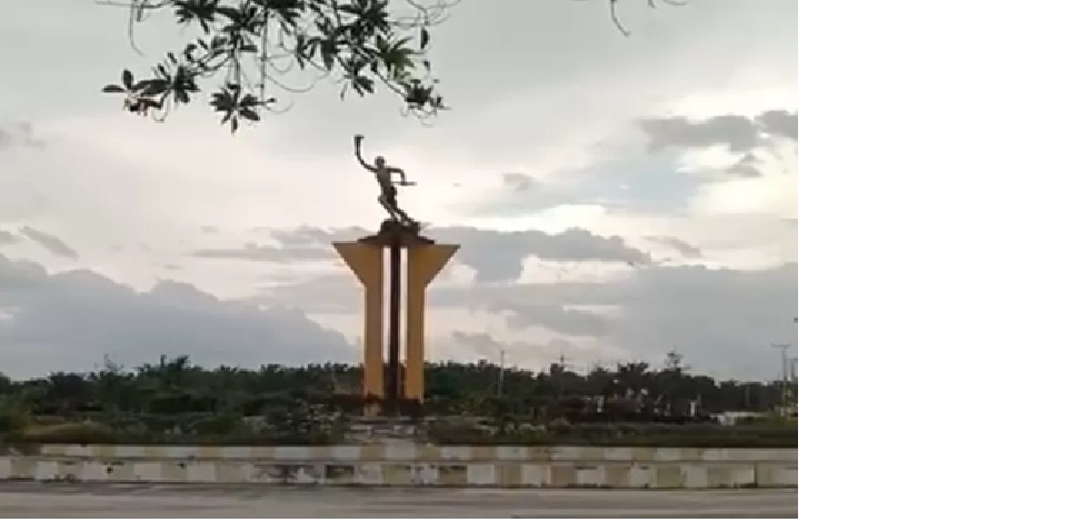 Bundaran Obor di Jalan Samari, Kelurahan Madurejo, Kecamatan Arut Selatan, Kabupaten Kotawaringin Barat. (koko/radar sampit)