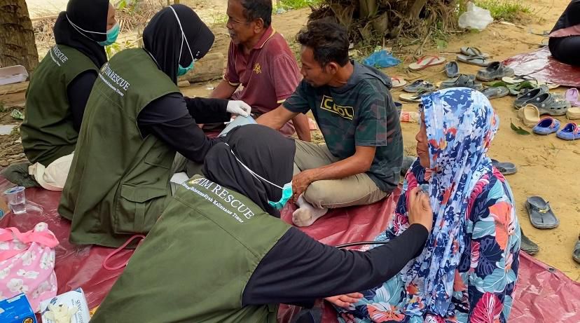 Aksi mahasiswa UMKT.