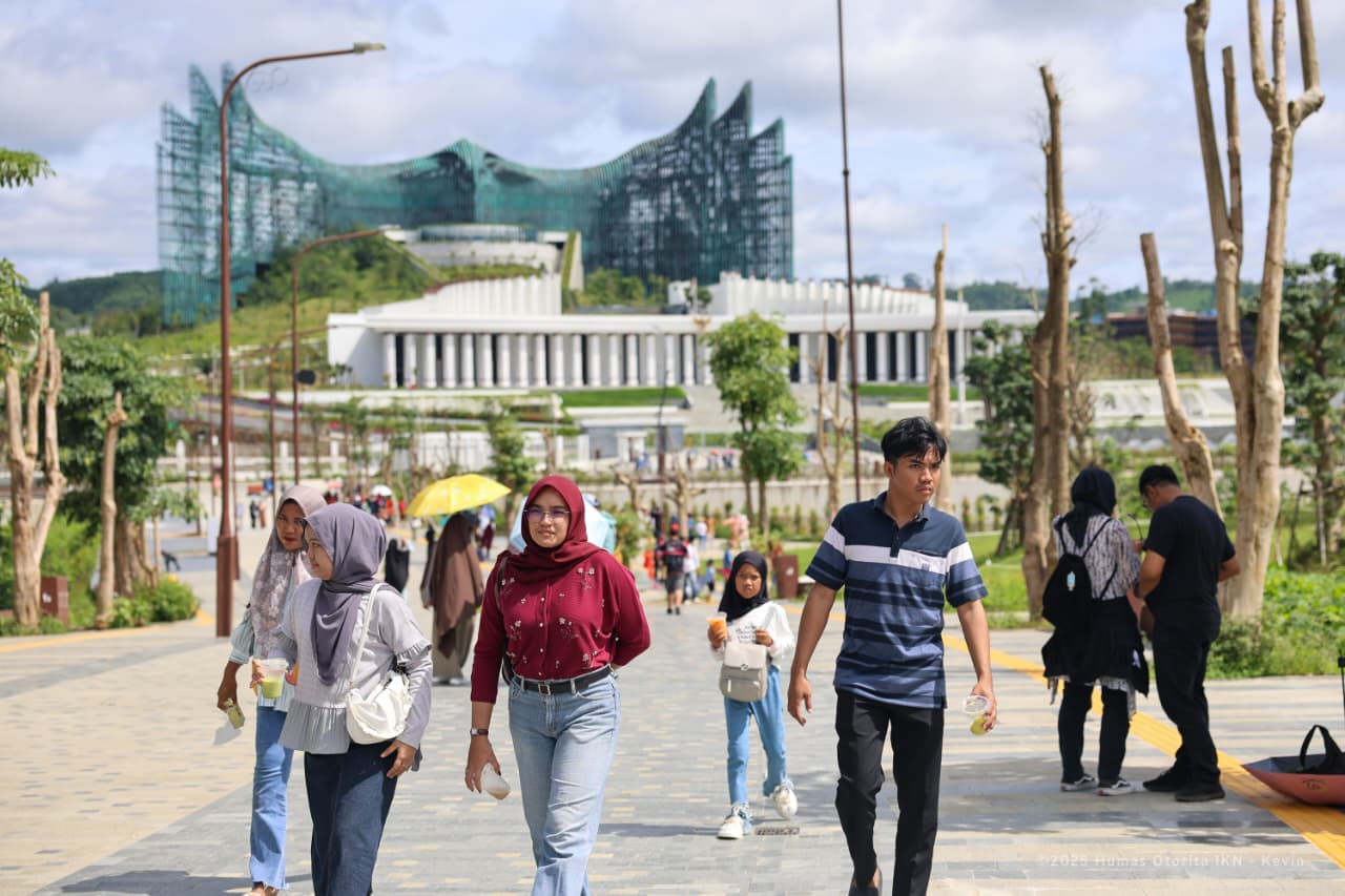 Suasana hangat masyarakat menyambut libur Nataru di IKN.