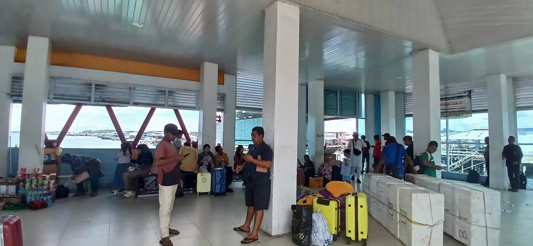 PADAT : Kondisi Pelabuhan Tengkayu I Tarakan pada Kamis (25/12). (AGUS DIAN ZAKARIA/RADAR TARAKAN)